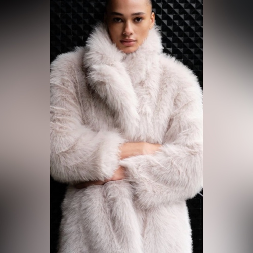 Zara cream faux fur oversized jacket